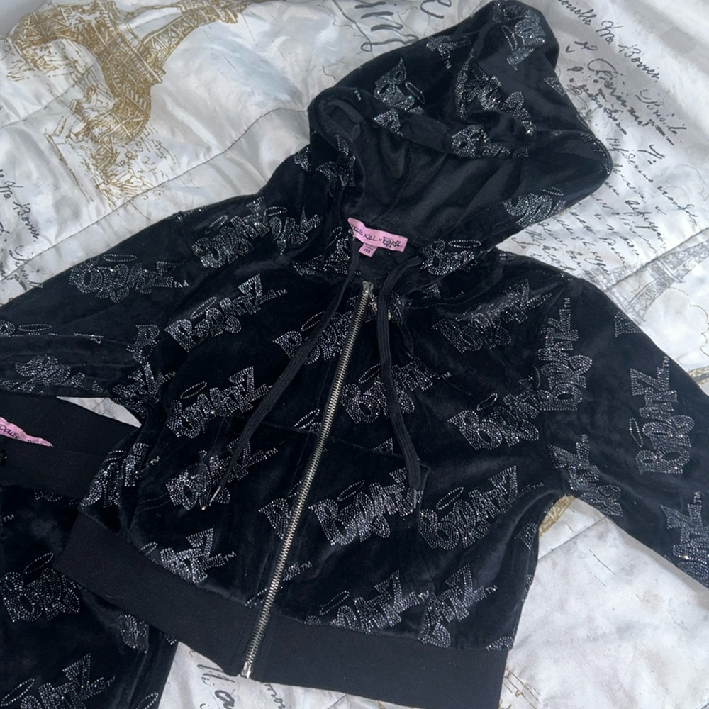 Bratz Dolls Kill Sweatsuit